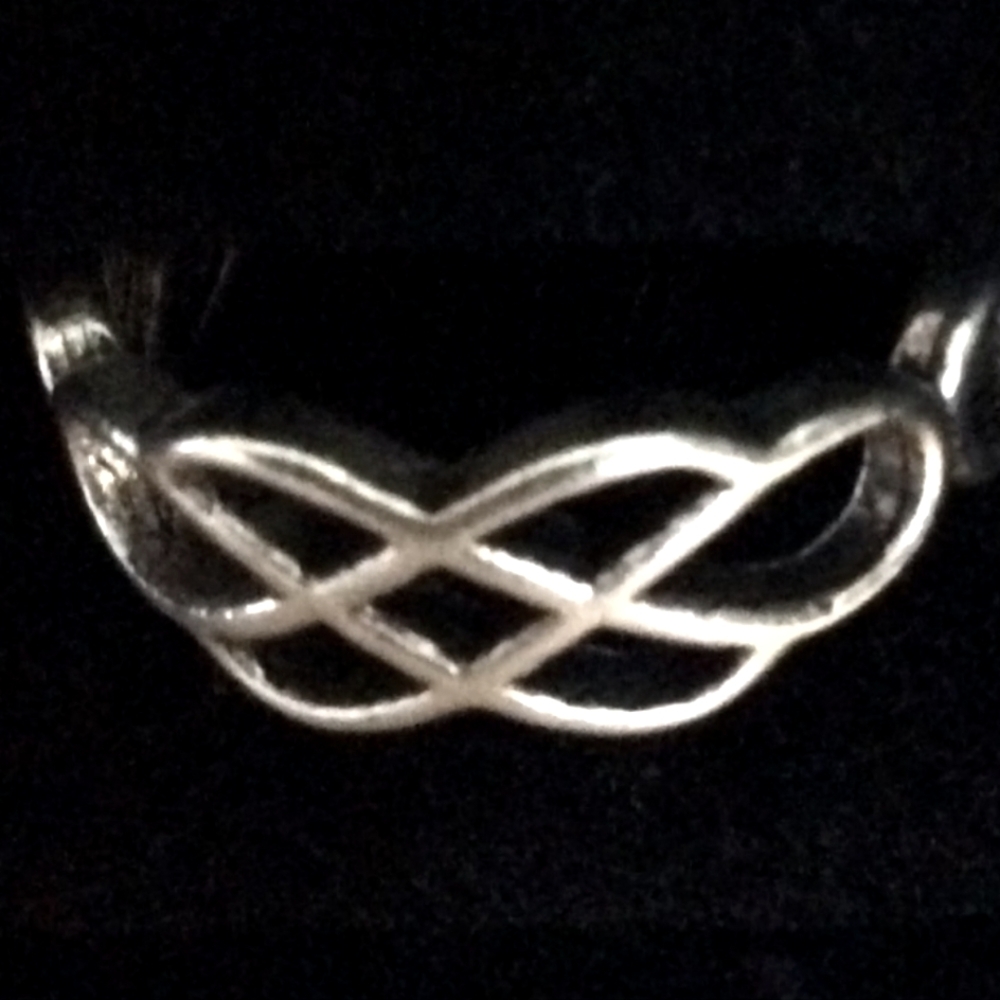 Elegant Silver Knot Ring, Size 5